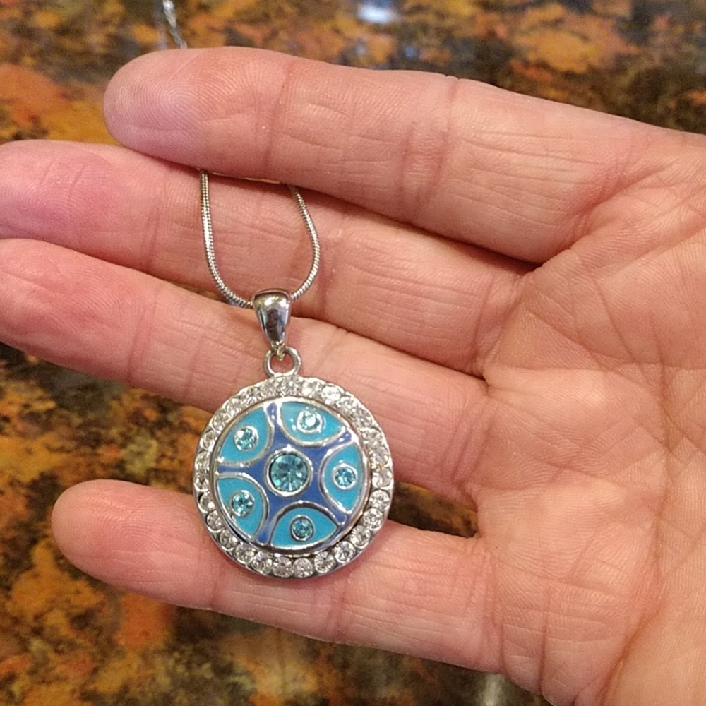 Gingersnap Necklace - Picture 6 of 7